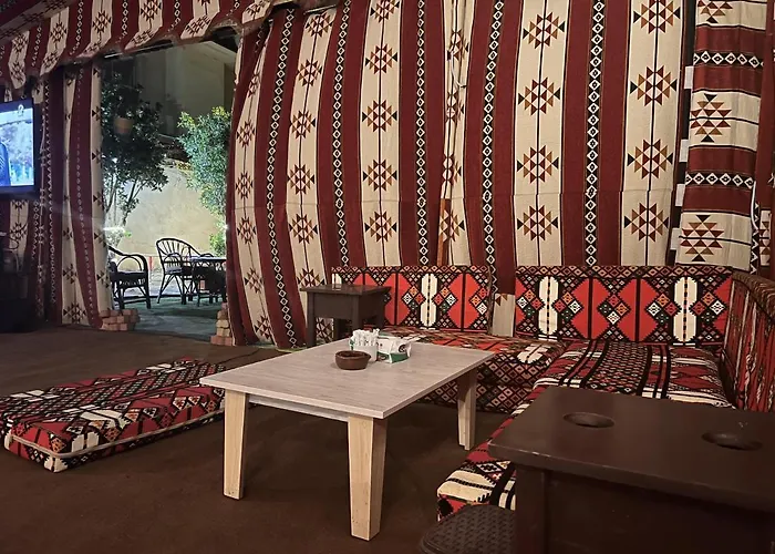 - Sleeps 4 - Pool - Pet Friendly Appartamento Hurghada